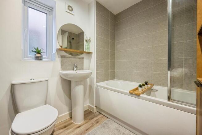 3 bed Semi-Detached for sale Image 12