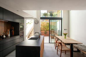 84, Shakespeare Road, London SE24 0PT
