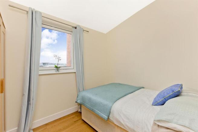 Bedroom2-1.jpg