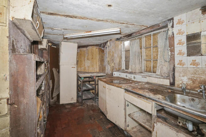 9 New Cross Street, Margate, Kent, CT9 1EH