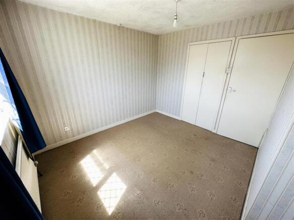 4 bed Semi-Detached for sale Image 11