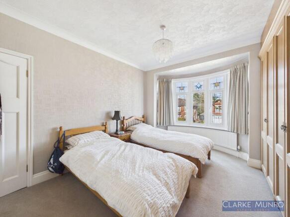 3 bed Semi-Detached for sale Image 7