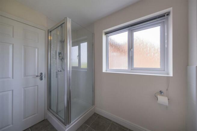 43 Shakerley Close-034.JPG