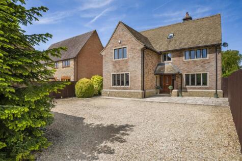 Beacon Lane, Haresfield, Stonehouse, GL10
