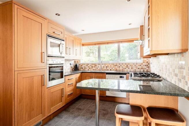 Wickham Drive, Hurstpierpoint photo 4