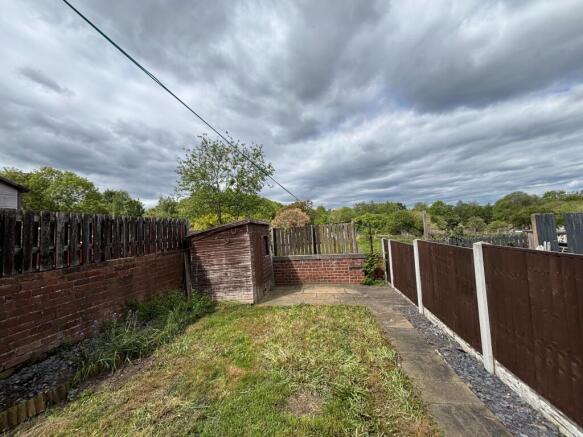 3 bed House to rent Image 5