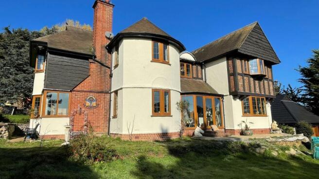 st hilarys rd southerlie extra.jpg