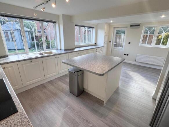 Kitch - Break 1a.JPG