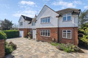 46, Woodwaye, Watford WD19 4NW