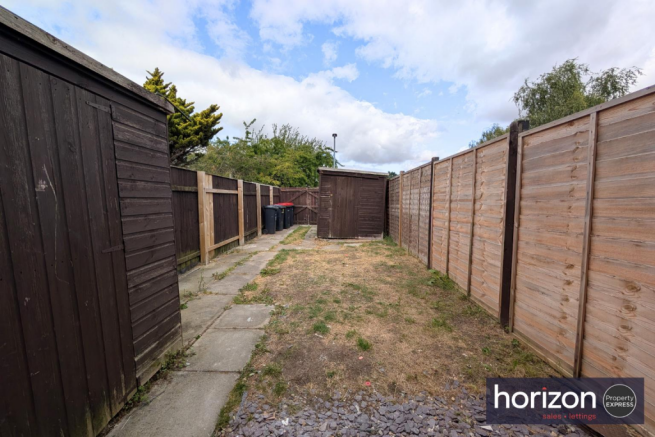 2 bed Terraced for sale Image 11
