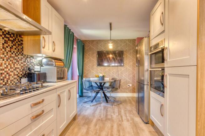 Ewemove Taunton - Jeffords Close (16)