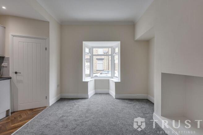 2 bed Terraced for sale Image 7