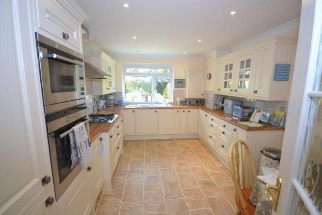 Kitchen/Breakf...