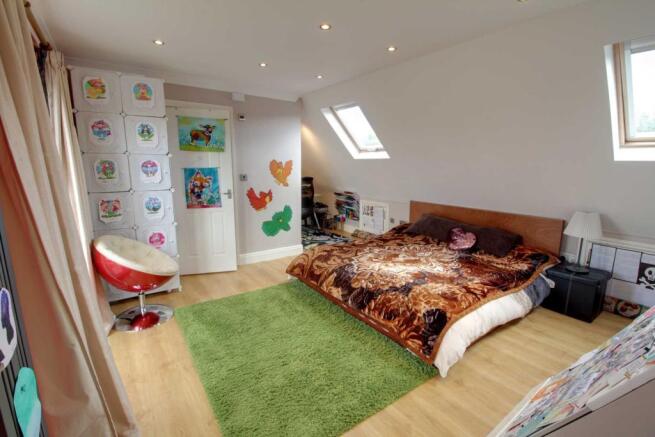 Photo 10