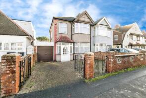 373, Roding Lane North, Woodford Green IG8 8LH