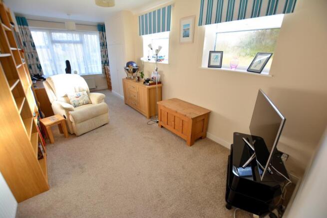 Study/fourth bedroom