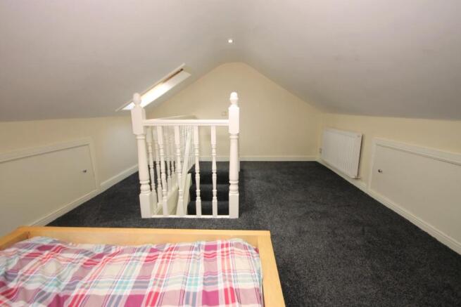 ATTIC ROOM