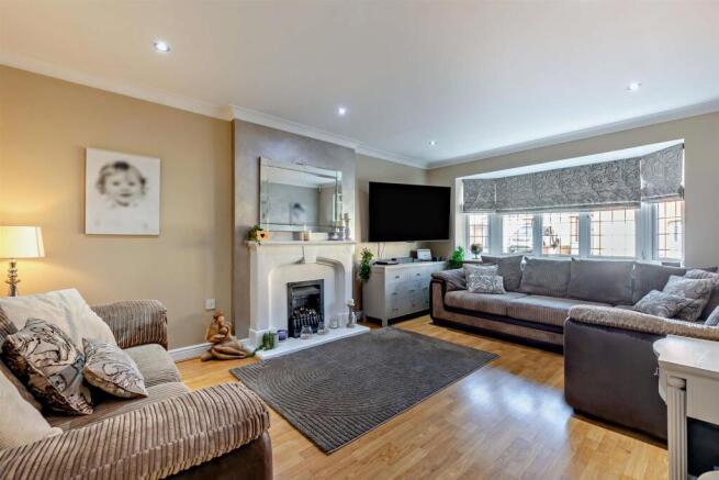 8708408-interior17-800.jpg