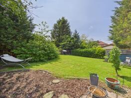 31, Ling Crescent, Nottingham NG11 6GG