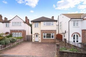 11, Highfield Close, Long Ditton, Surbiton KT6 5JG
