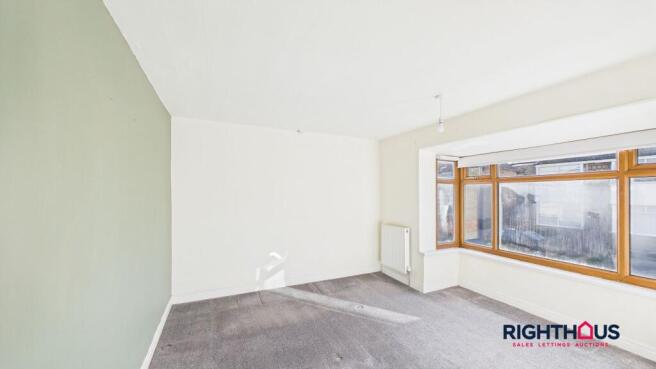 2 bed Semi-Detached to rent Image 6