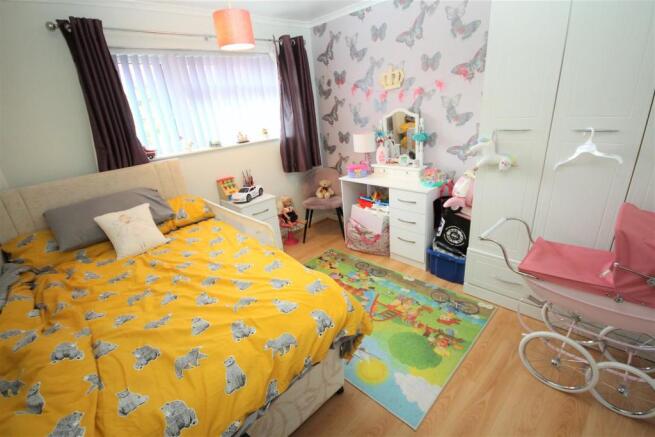 bedroom 3.JPG