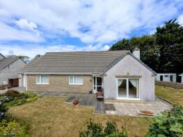 5, Pascoe Close, Truro TR3 6BZ