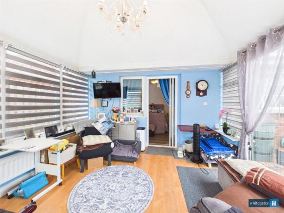 3 bed Bungalow for sale Image 11
