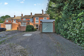 11, Red Cedars Road, Orpington BR6 0BX