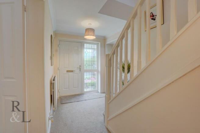 Windermere Close (28).jpg