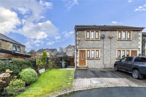 46, Campinot Vale, Slaithwaite, Huddersfield HD7 5EY