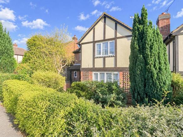 4-bed detached on Harbour Way, St. Leonards, TN38 8EP, £370,000