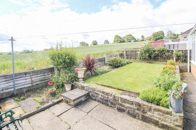 2 bed Semi-Detached Bungalow for sale Image 9