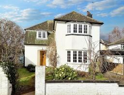 3, Manor Way, Totnes TQ9 5HP