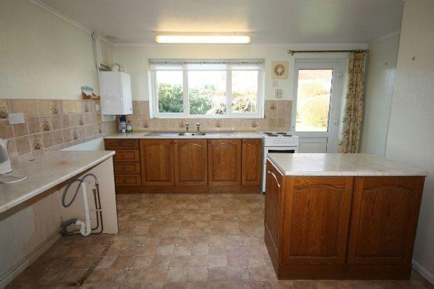 Kitchen/Breakfast Ro