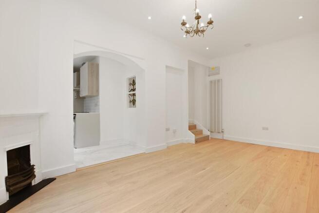 DNTEC - Flat 2, 14 Greville Place - Reception Angl