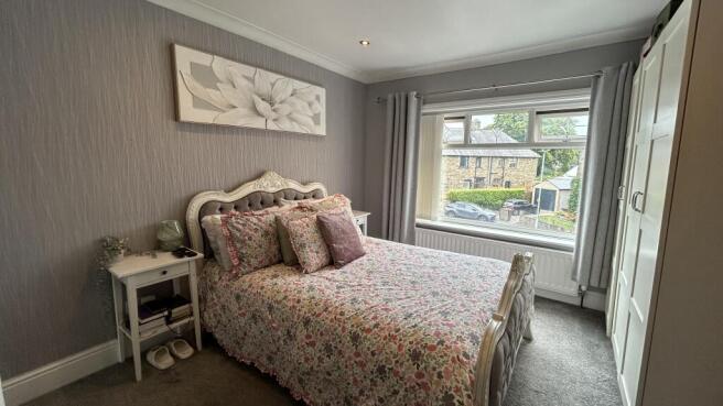 3 bed Semi-Detached for sale Image 12