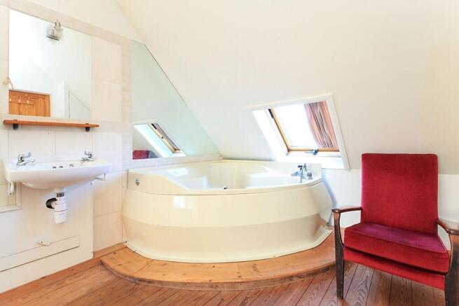 Bathroom/Shower Room