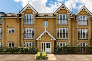 16, Wells Place, London SW18 3AW