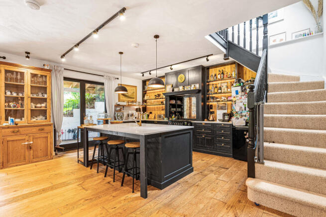 1 Kitchen.JPG