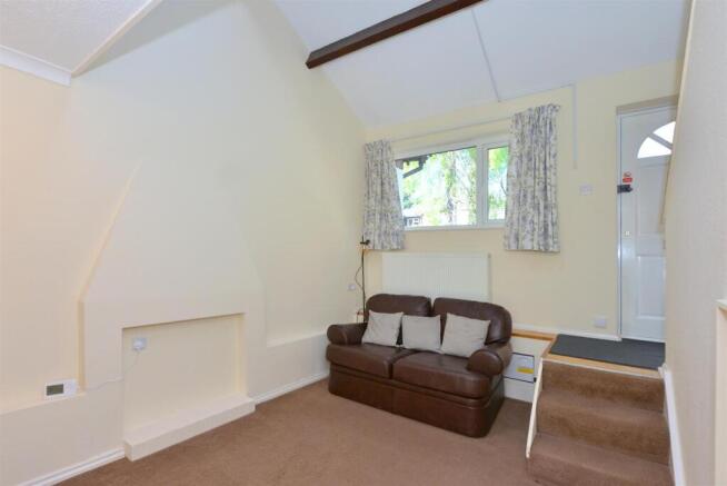 The Oaklands, Bicton Heath, Shrewsbury photo 4