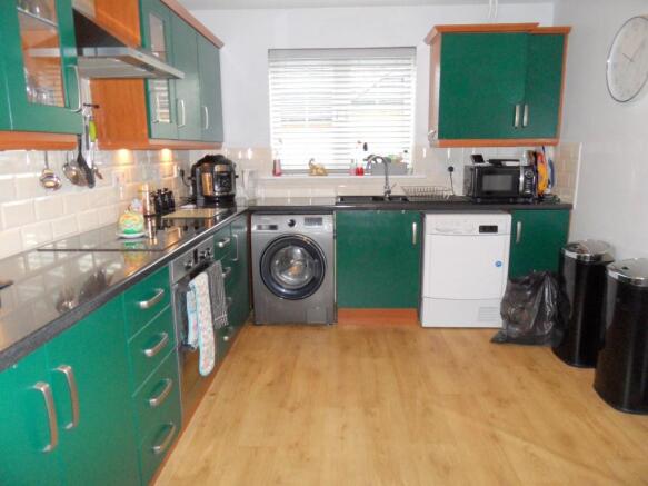 KITCHEN/DINER