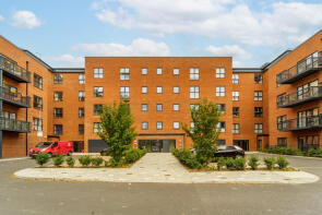 35, 5 Palmer Court, Pitcher Lane, Ashford TW15 2DY