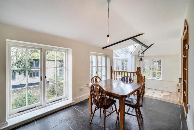 Breakfast Room