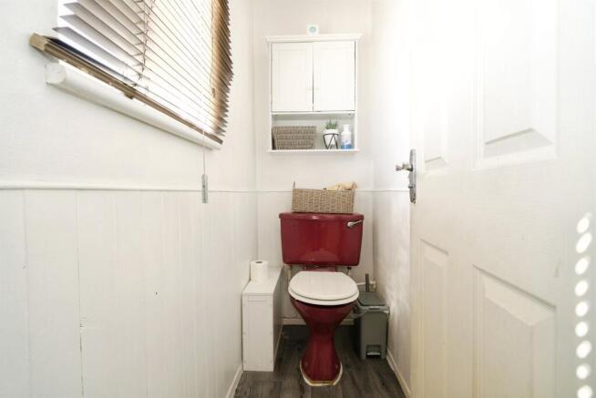 3 bed Semi-Detached for sale Image 10