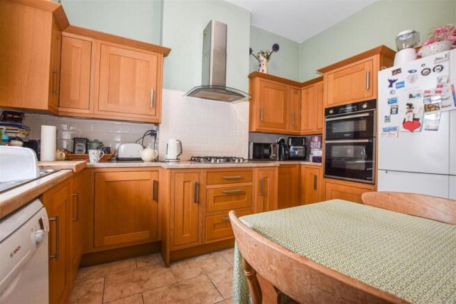 4 bed Maisonette for sale Image 5