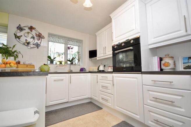 Kitchen / breakfast room