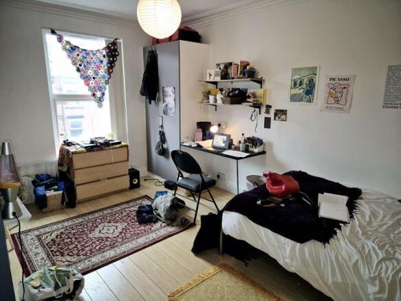 8 bed Terraced for sale Image 7