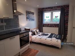 50, Ceres Road, London SE18 1HL