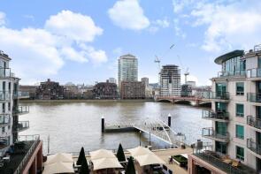 Flat 447, 8, St George Wharf, London SW8 2LW
